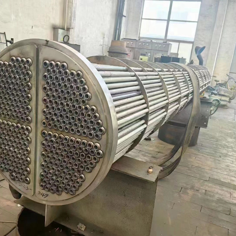 管壳式换热器的工作原理及结构特点